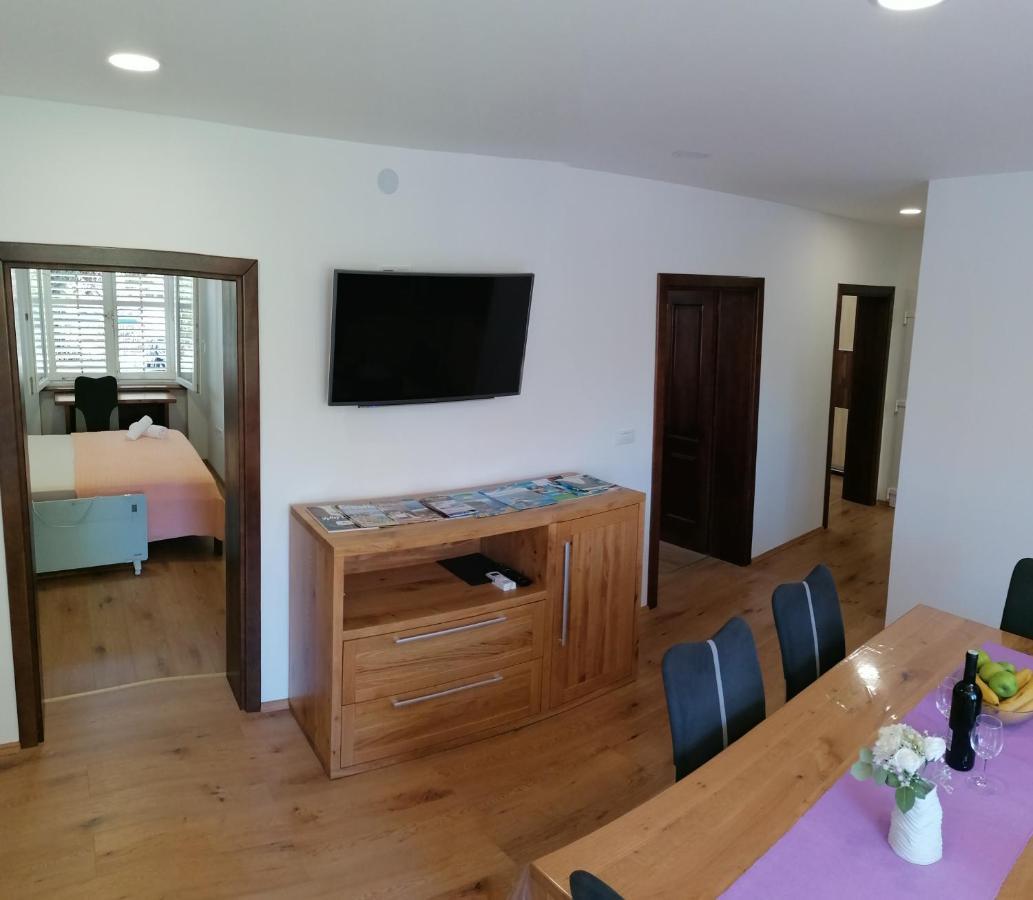 Apartment "B" 50 M From The Beach Zadar Extérieur photo